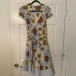 Tommy Hilfiger sunflower wrap sundress size 8